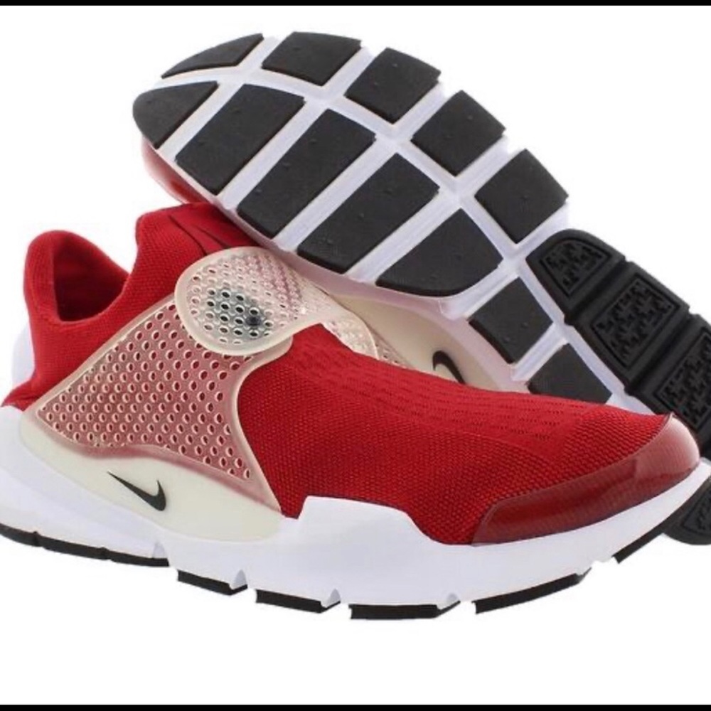 Preloved Nike Sock Dart Athletic size 11